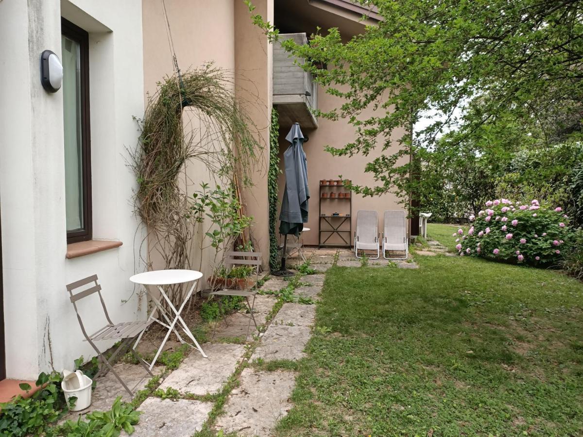 La Casa Dei Tigli Apartment Treviso Bagian luar foto